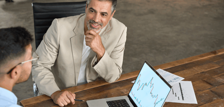 Comparing Closed‑End Real Estate Funds: Income, Liquidity & Timelines